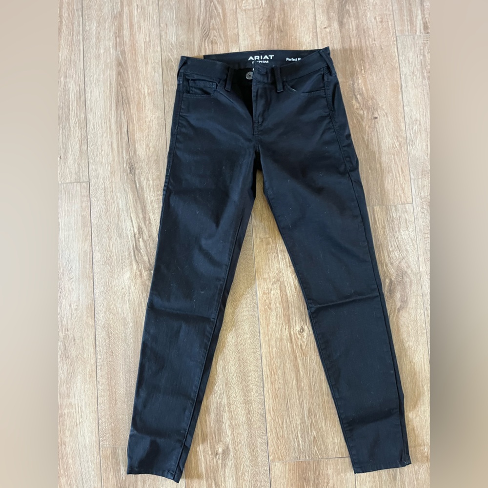 NWOT Ariat Midnight Black Skinny Jean